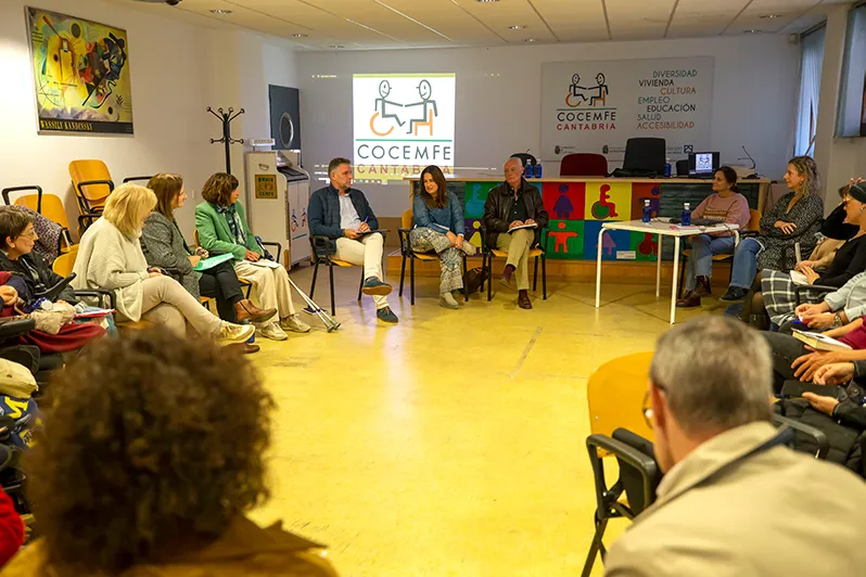 Gómez del Río tiende la mano a COCEMFE para avanzar en los derechos de las personas con discapacidad en esta legislatura