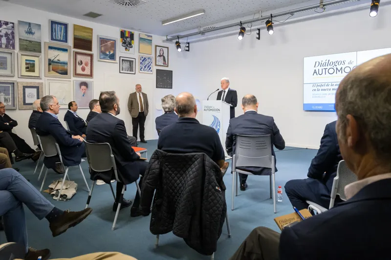  Arasti apuesta por «iniciativas de colaboración público privada» para la mejora competitiva del sector de la automoción en Cantabria