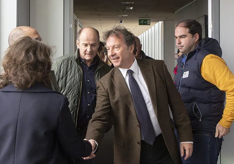  El Gobierno apoyará las reivindicaciones de los ganaderos afectados por la nueva normativa de la Ley de Costas