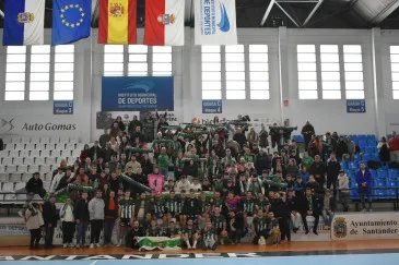 Noticias de Cantabria | El Cántabro | El CDE Atlético Renedo plantó cara ante el líder de la competición en la final de Copa Cantabria de balonmano