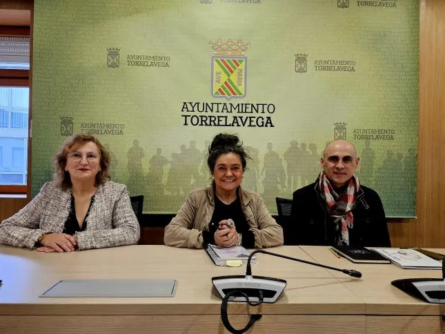  Presentado el taller de folclore para la confección, creación y reacondicionamiento de trajes regionales