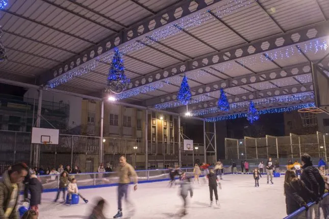 Noticias de Cantabria | El Cántabro | La pista de hielo de La Llama estará abierta hasta el 14 de enero