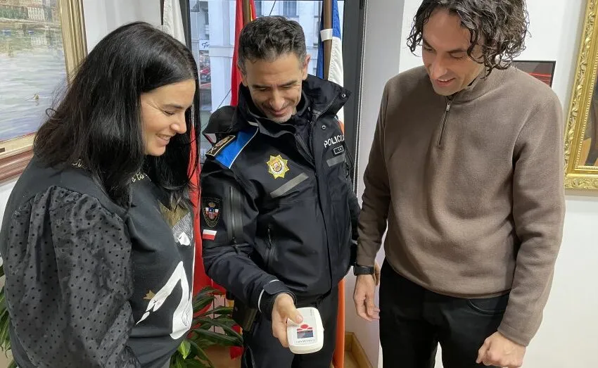  LA POLICÍA LOCAL DISPONDRÁ DE LECTORES DE CHIPS DE MASCOTAS