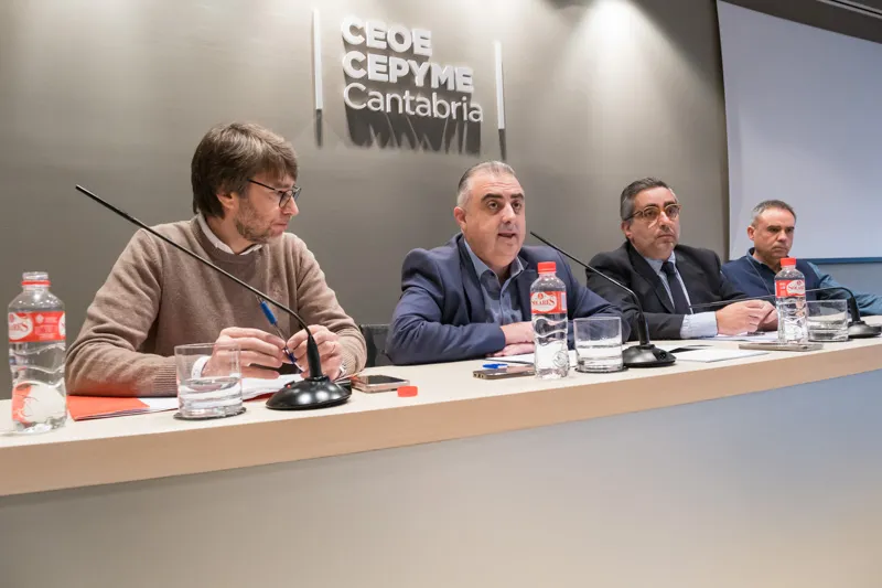 Roberto Media traslada al sector inmobiliario las medidas impulsadas por el Gobierno para dinamizar la vivienda en la región