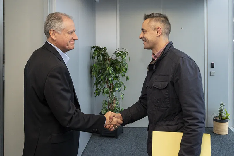 Noticias de Cantabria | El Cántabro | Industria estudiará medidas para mejorar la red eléctrica en San Pedro del Romeral