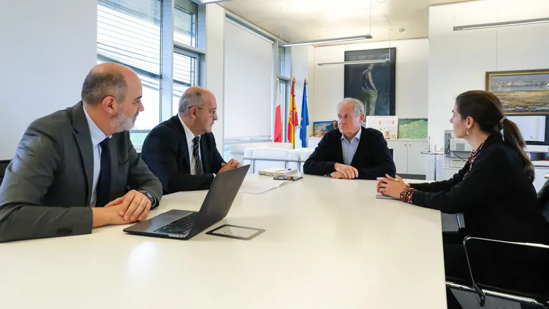 Noticias de Cantabria | El Cántabro | Industria y el Clúster Tera trabajarán conjuntamente en el desarrollo digital de Cantabria