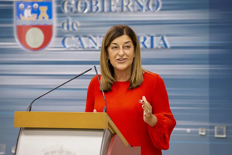 Buruaga asegura que 2024 se estrena con «la mayor bajada de impuestos de la historia de Cantabria»