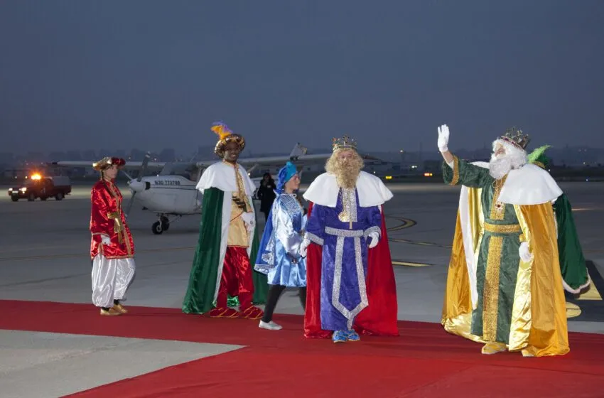 Noticias de Cantabria | El Cántabro | Una comitiva de más de 300 artistas y colectivos sociales acompañará a los Reyes Magos que llegarán este viernes al aeropuerto a las 16 horas