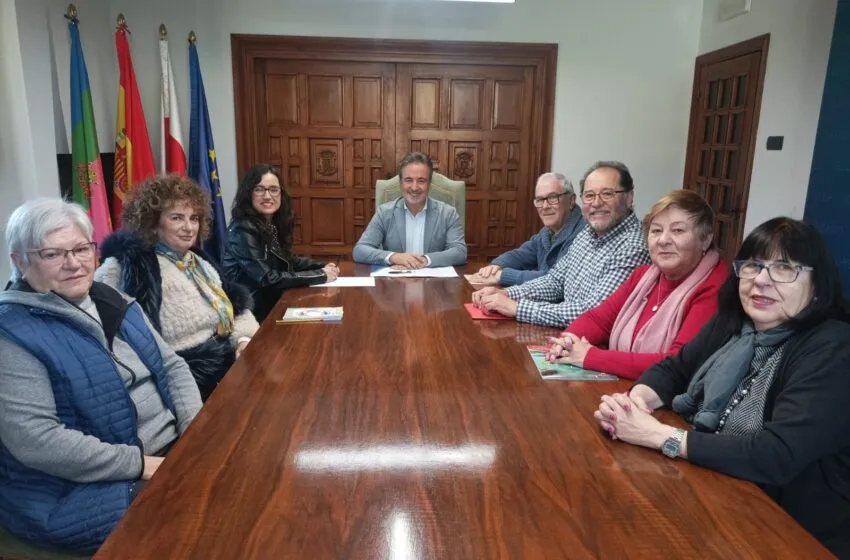  Movellán avanza la creación del Consejo de Mayores para impulsar la participación de cerca de 7.000 vecinos en la vida municipal