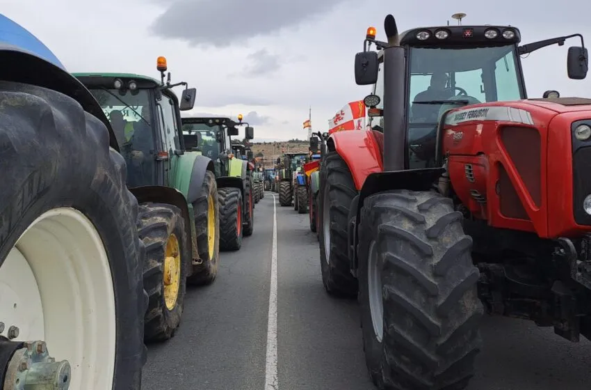 Noticias de Cantabria | El Cántabro | Bloqueos por concentraciones de tractores