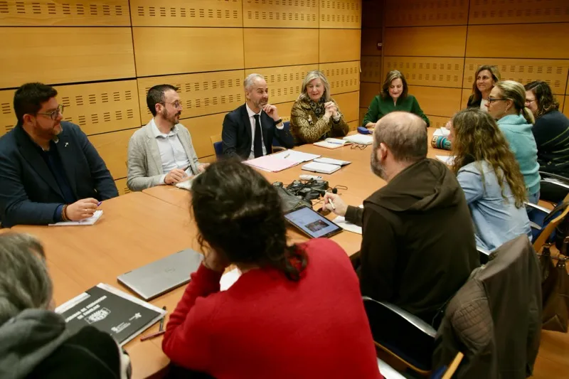 Noticias de Cantabria | El Cántabro | Silva apuesta por potenciar la participación y colaboración de las familias en el sistema educativo de Cantabria