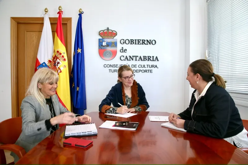  El Gobierno de Cantabria estudiará la viabilidad para construir nuevas instalaciones deportivas en Ampuero