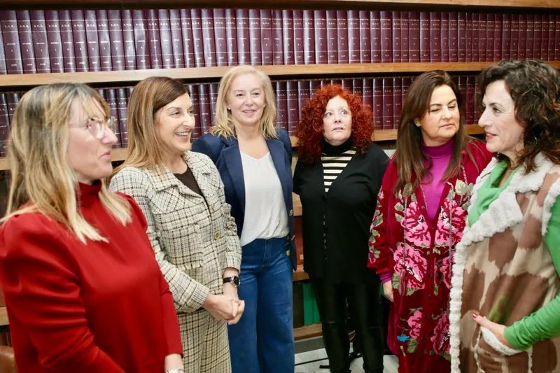 Buruaga refuerza las políticas de igualdad con medidas de discriminación positiva como las incluidas en el Plan de Autónomos o en la reforma fiscal