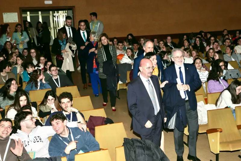 Noticias de Cantabria | El Cántabro | Pascual participa en la inauguración del XVIII Congreso de Pediatría que reúne a 350 estudiantes de todo el país