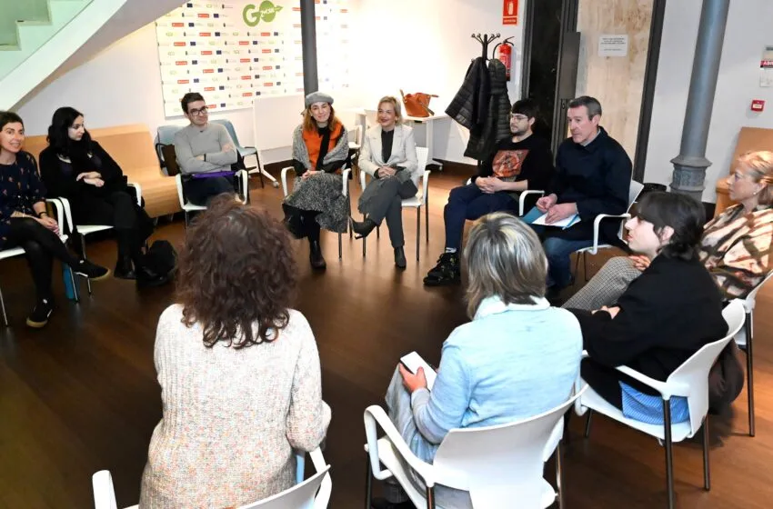  El Ayuntamiento entrega los diplomas a los participantes en el curso de proyectos de economía social