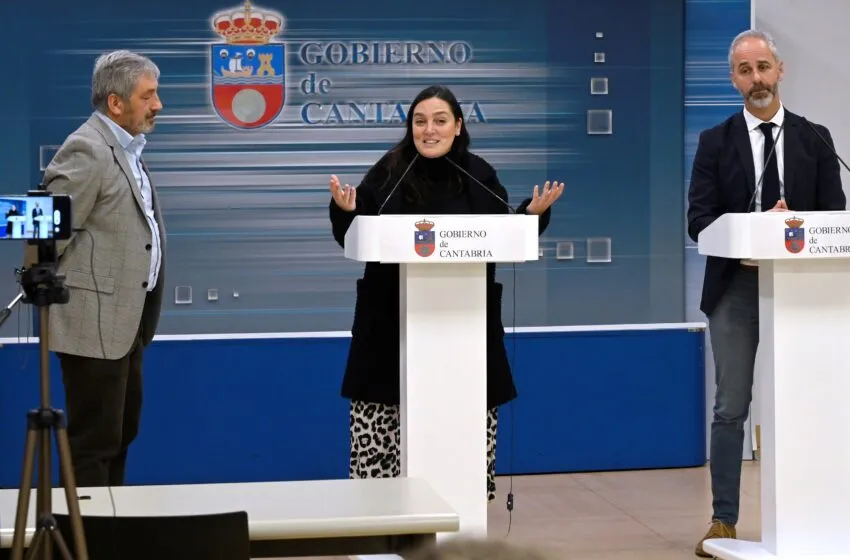  Méndez pone en valor la creación y creatividad juvenil con la Feria de Enseñanzas Artísticas