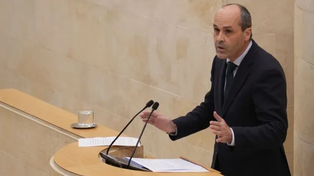  Zuloaga corre en la dirección equivocada