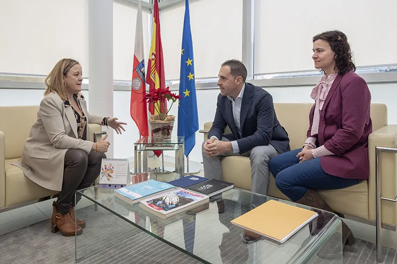 El Gobierno cántabro convocará las nuevas ayudas para la compra de vehículos municipales en el primer trimestre
