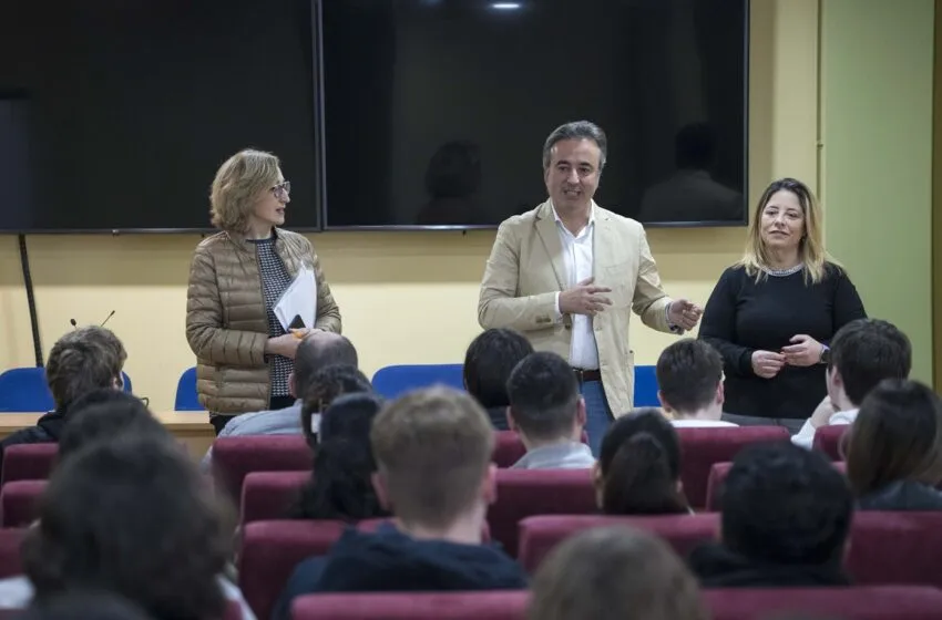  Camargo clausura las VIII Jornadas de Orientación Laboral con la participación de 103 alumnos de FP