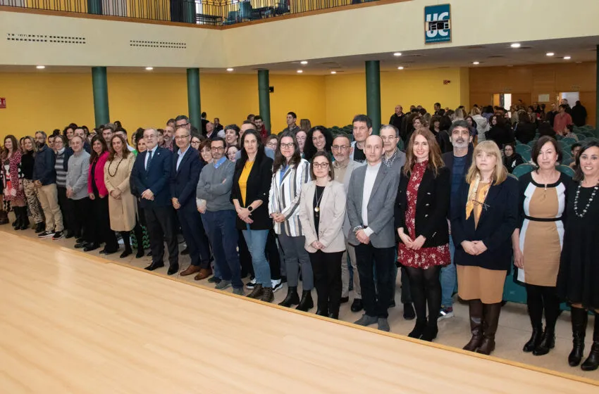  Toman posesión 46 funcionarias y funcionarios de la Escala Auxiliar Administrativa UC