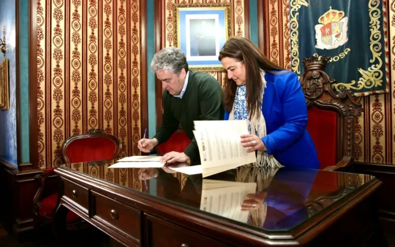 Noticias de Cantabria | El Cántabro | Firma del convenio entre el ICASS y el Ayuntamiento de Reinosa