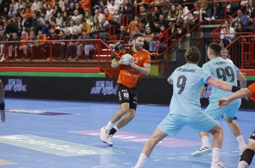  Un clásico moderno de la Liga Plenitude