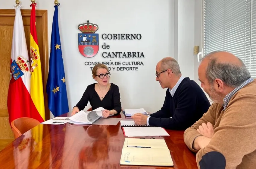  Cultura estudia con el Ayuntamiento de Escalante el acondicionamiento de la ermita de San Román de Escalante