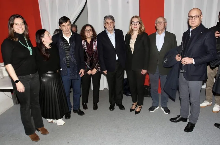 Noticias de Cantabria | El Cántabro | Eva Guillermina Fernández destaca el liderazgo y la capacidad de promover una cultura más abierta y accesible de Jaime Sordo