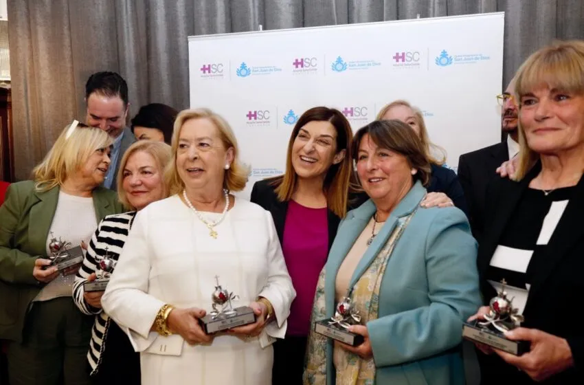  Buruaga considera a Santa Clotilde «un aliado estratégico y preferente del sistema público de salud» y anuncia una colaboración más estable y mejor planificada