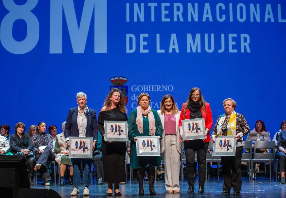 Buruaga reafirma su compromiso con la igualdad y apela a la unidad en ...