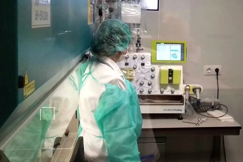  Expertos del Banco de Sangre y Tejidos de Cantabria forman y sensibilizan sobre la donación de sangre, células madre y leche materna a alumnos de diferentes centros educativos