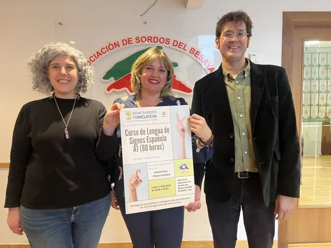 Torrelavega promueve un curso de lengua de signos