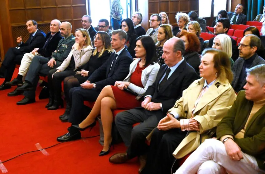  La alcaldesa felicita a Pilar Martín Nájera y destaca su trabajo por la igualdad en el ámbito de la Justicia