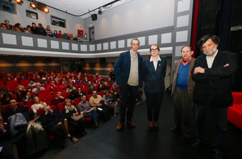 Eva Guillermina Fernández subraya que el ciclo ‘Ideas y maestros’ nace como un espacio para el debate y la reflexión sobre la cultura