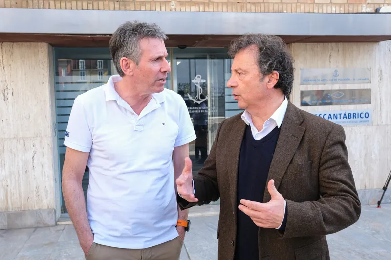  Palencia presenta a la Federación de Cofradías de Pescadores de Cantabria las ayudas previstas este año para impulsar el sector extractivo, con un importe aproximado de 5,7 millones