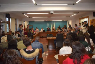  El Ayuntamiento presenta a los representantes de las 54 peñas inscritas con más de 1.500 peñistas la propuesta de actividades para las Fiestas de San Antonio