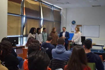  Diez jóvenes finalizan en Piélagos 18 meses de formación integral teórico-práctica para capacitarse como profesionales de informática