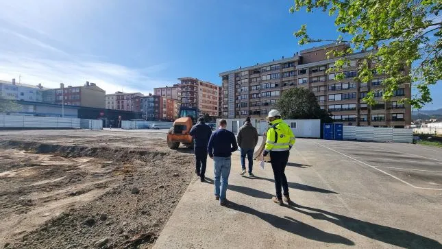  El Ayuntamiento habilitará una parcela municipal en El Valle con 90 plazas de aparcamiento gratuitas