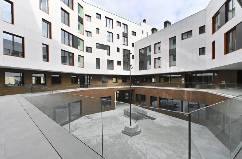 Noticias de Cantabria | El Cántabro | Las 66 viviendas protegidas en la calle Alta, candidato a los Premios de Arquitectura 2024