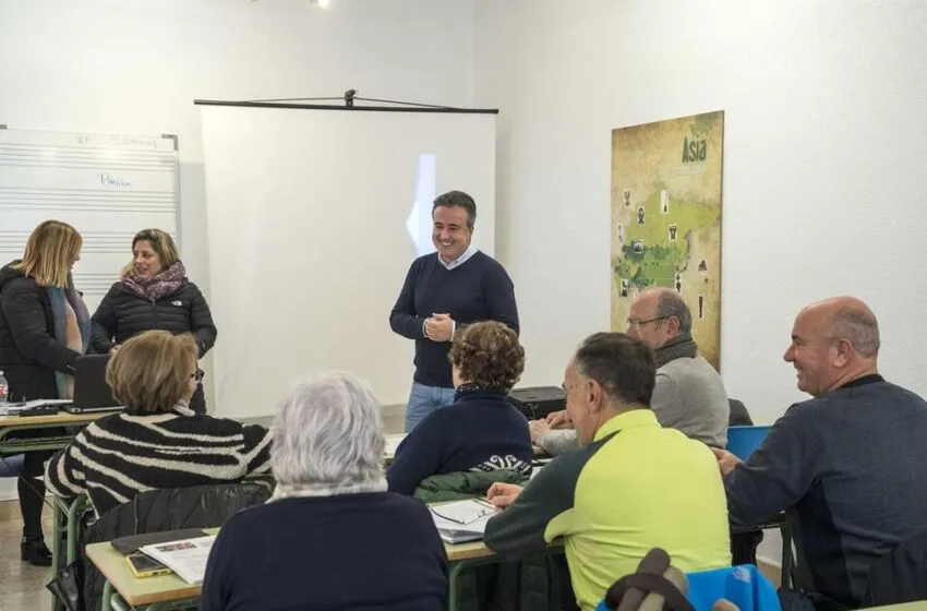  El Ayuntamiento programa un Taller de Risoterapia dentro de las actividades que desarrolla UNATE en Camargo