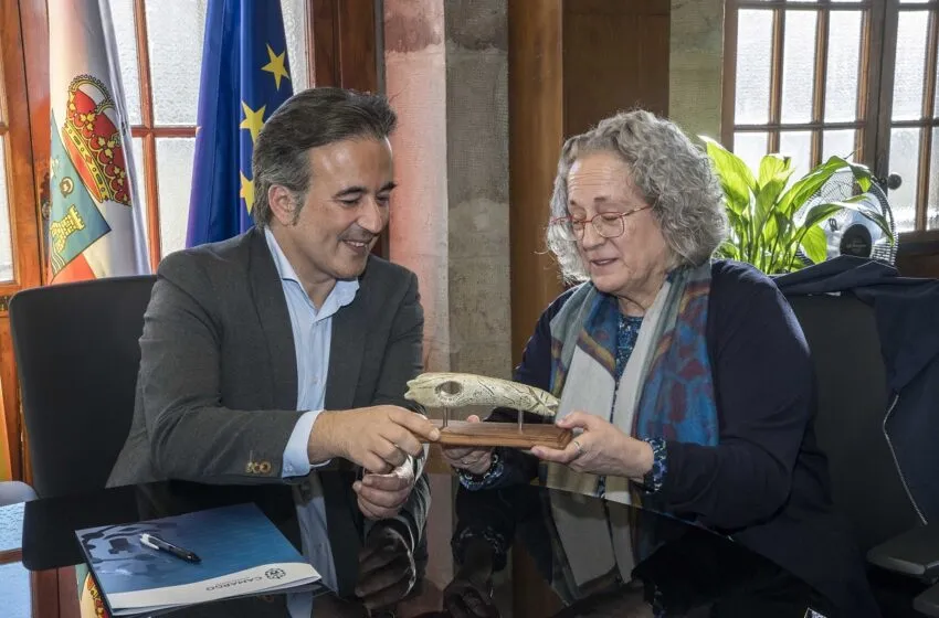  Movellán: “Desde el Ayuntamiento fomentaremos que más centros educativos pasen a formar parte de la Red de Escuelas Asociadas de la UNESCO”