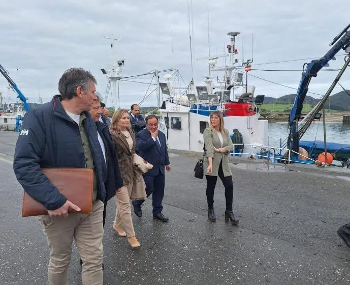 Noticias de Cantabria | El Cántabro | Gómez de Diego destaca el papel de la mujer en la elaboración de la anchoa, uno de los “mejores embajadores gastronómicos” de Cantabria