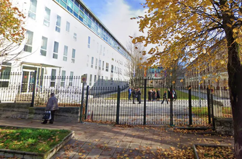  Absuelve a una abuela del delito de abuso sexual