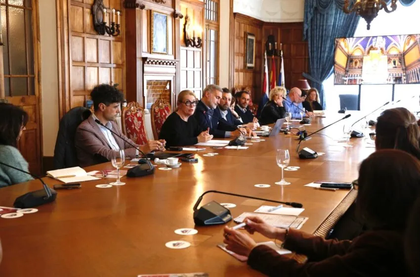  Eva Guillermina Fernández apuesta por conjugar la conservación del patrimonio cultural y optimizar su explotación turística de forma «responsable y sostenible»