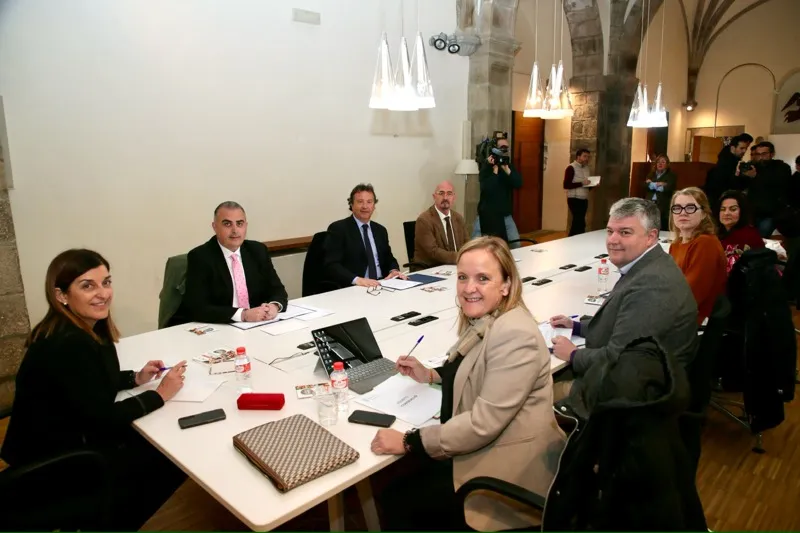  El Gobierno autoriza ayudas por valor de más de un millón de euros en materia de salud pública y servicios sociales