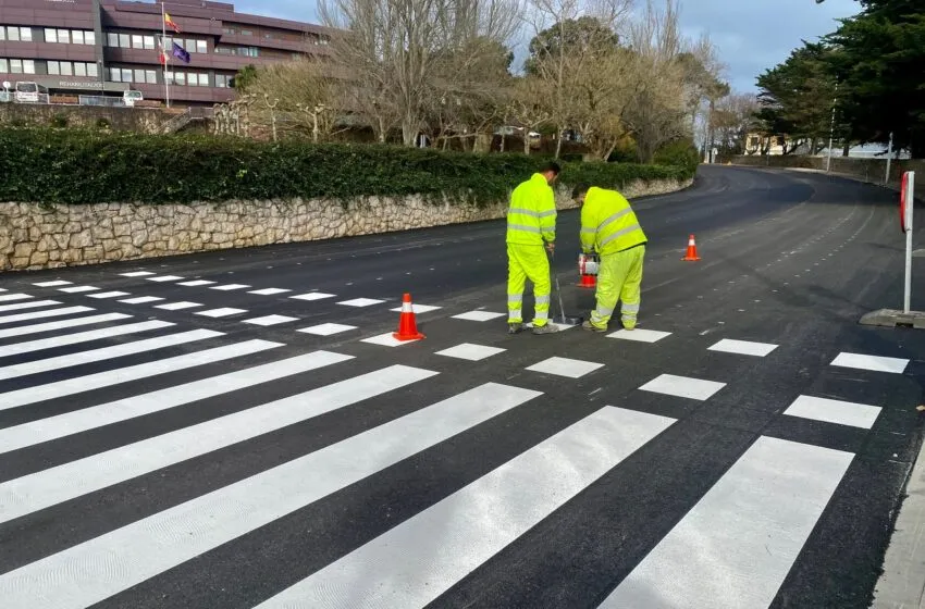  El Ayuntamiento ejecuta entre hoy y mañana el pintado y señalización de Marqués de la Hermida