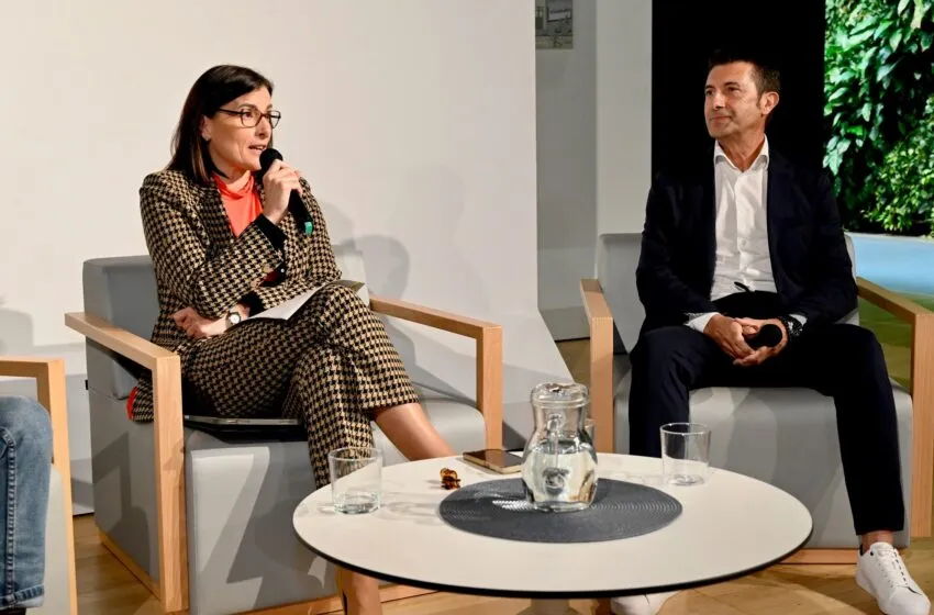 Los centros cívicos acogen el club social ‘Vivéntate’, una nueva propuesta de relaciones sociales