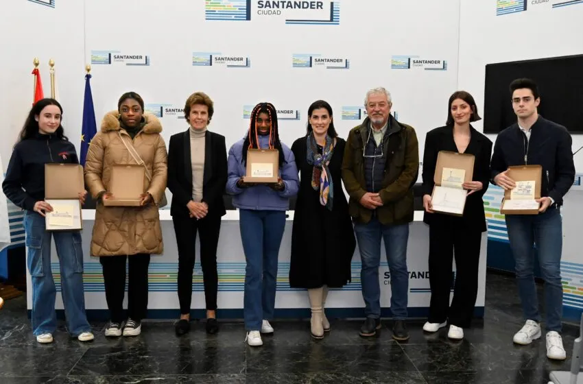  La alcaldesa felicita a los atletas del equipo de Ramón Torralbo por sus éxitos en el campeonato de España