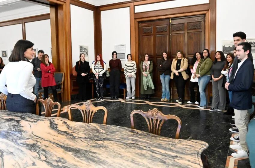  Igual recibe a los participantes en Jóvenes con talento, contratados por el Ayuntamiento