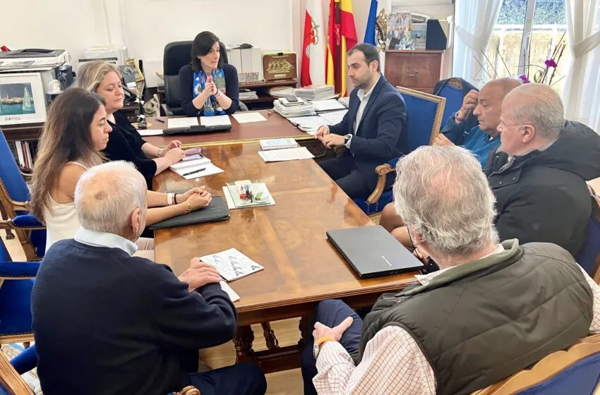  Ayuntamiento y vecinos consensuan las aportaciones al futuro decreto de las viviendas turísticas